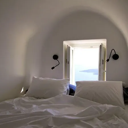 Villa Porto Fira (Santorini)
